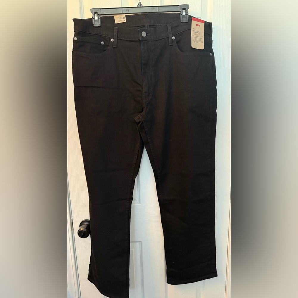 2 Pairs of Levi’s 559 Jeans - Picture 3 of 12
